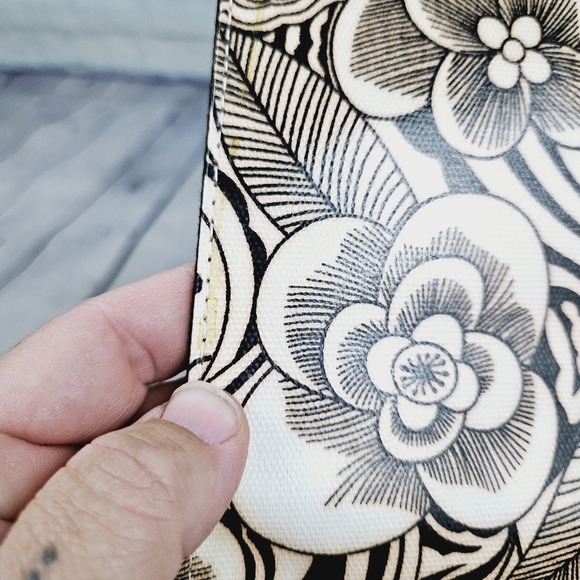 MICHE | magnetic interchangeable cover purse bundle - Picture 3 of 13